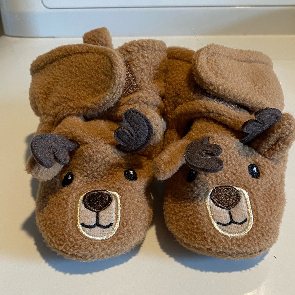 Reindeer 0-6 month Baby Booties with Velcro ankle